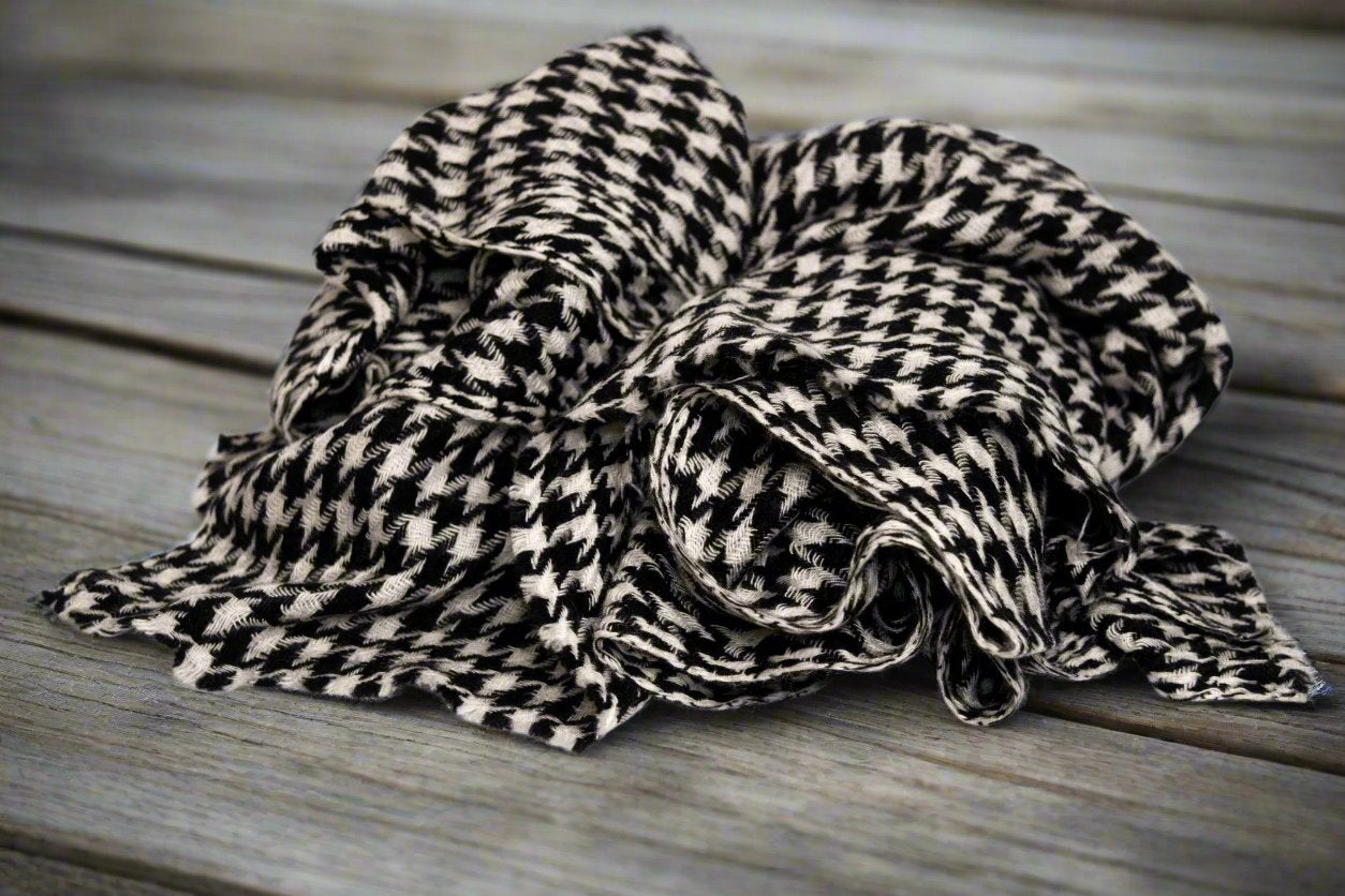 Black & White Houndstooth Cashmere Scarf 