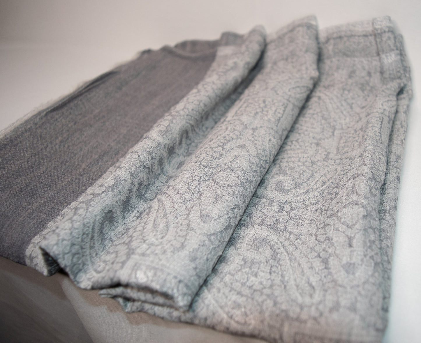 Soft grey paisley design pashmina scarf